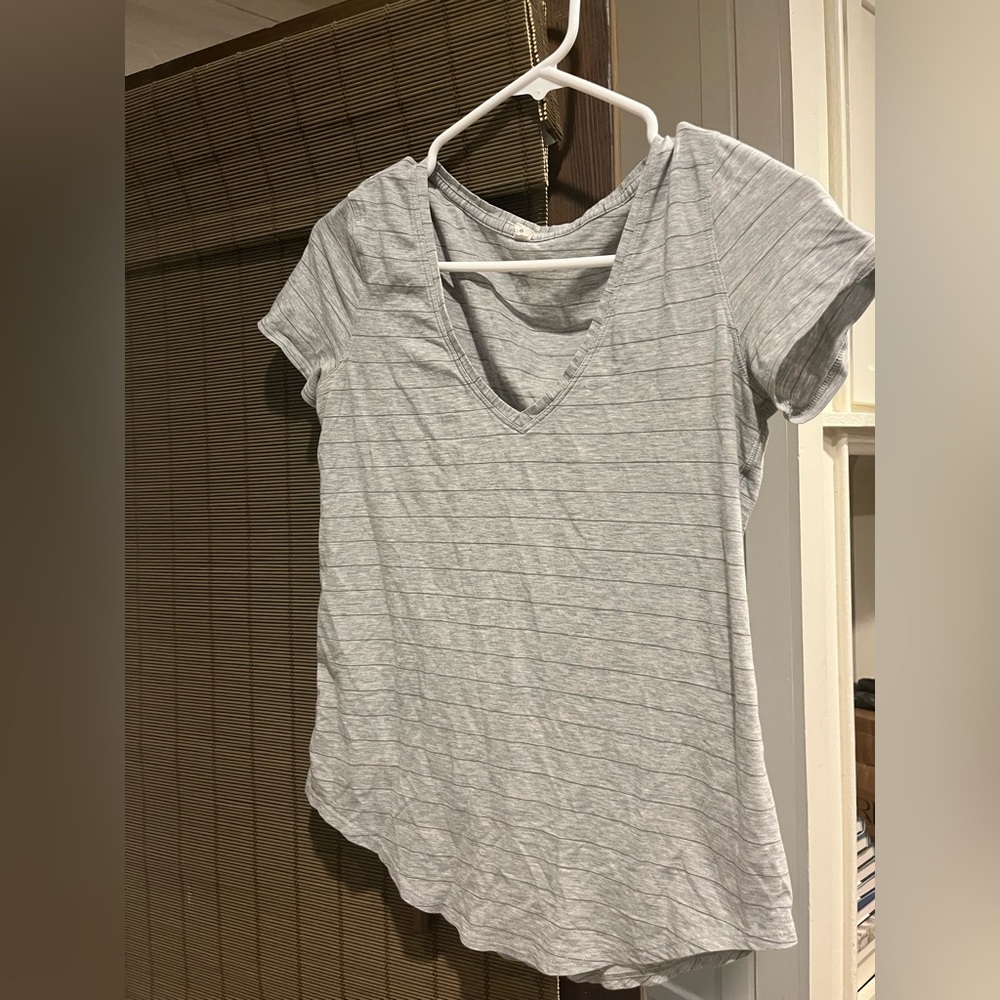 Lulu lemon shirt